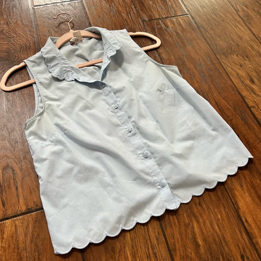 Hm button down tank